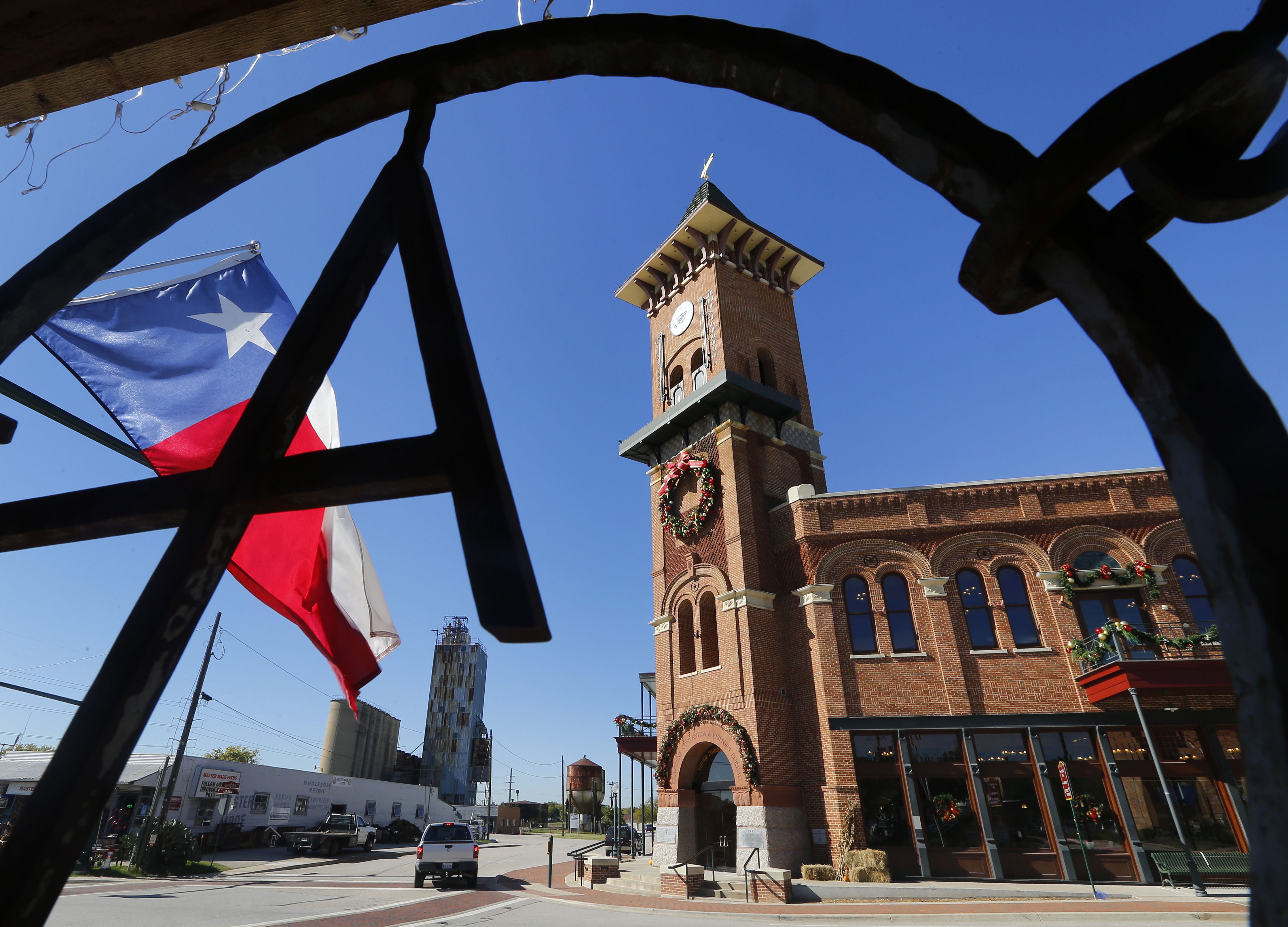 Artificial turf installation in Grapevine, TX